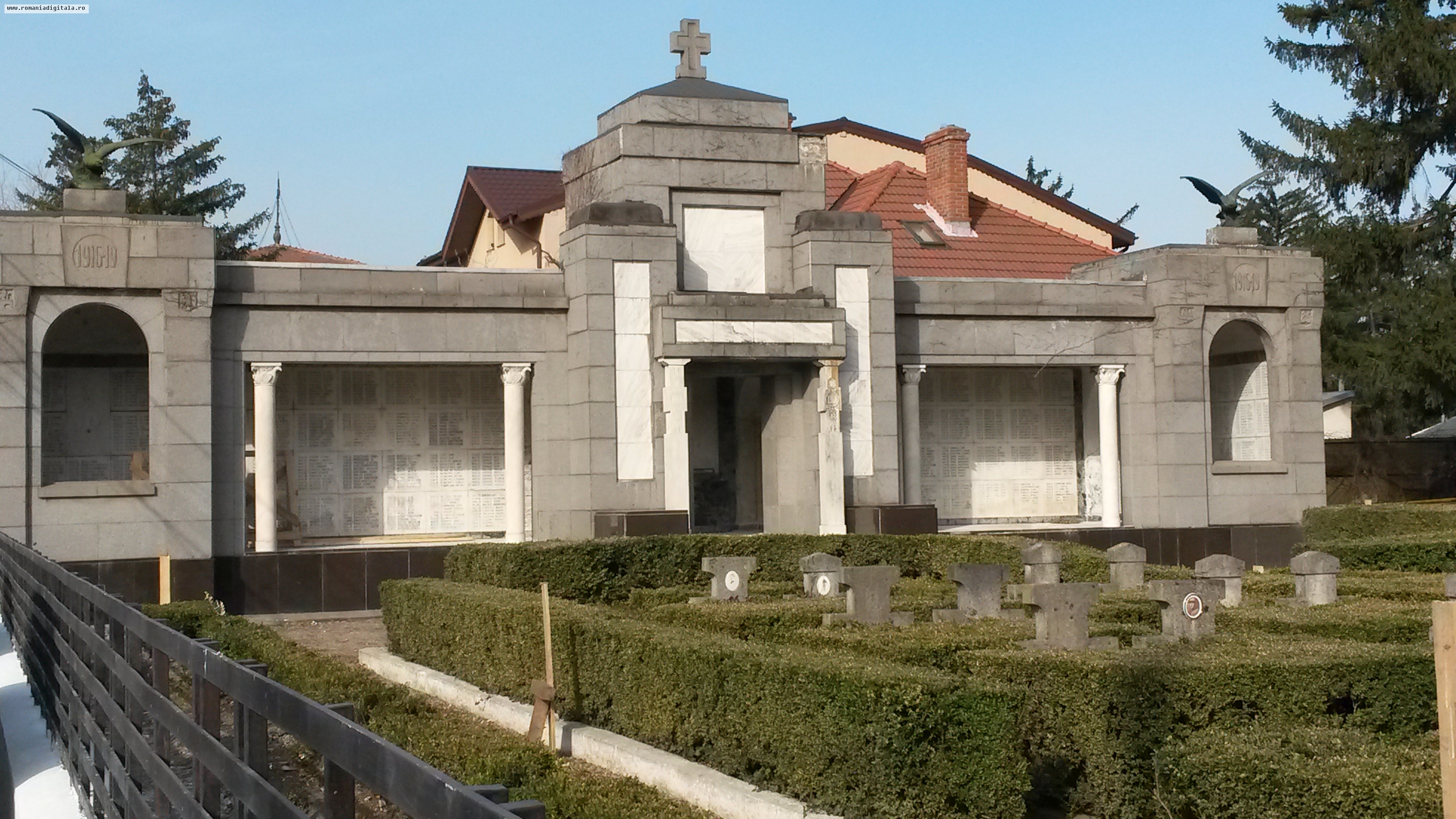 Mausoleul Eroilor Români din Războiul de Întregire 1916-1919